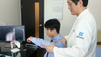인본병원김상범원장님.jpg